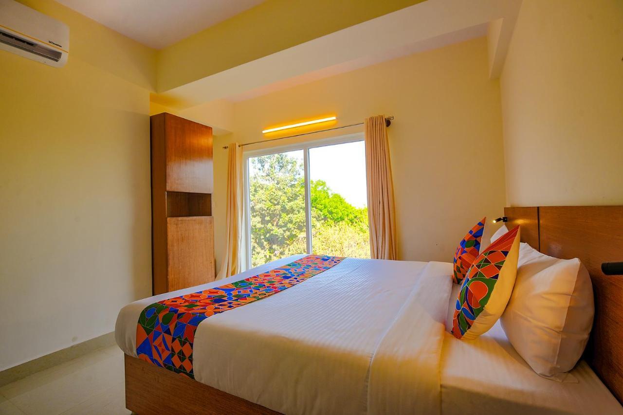 Fabhotel Gr Lake View - Btm Layout Bangalore Exterior photo