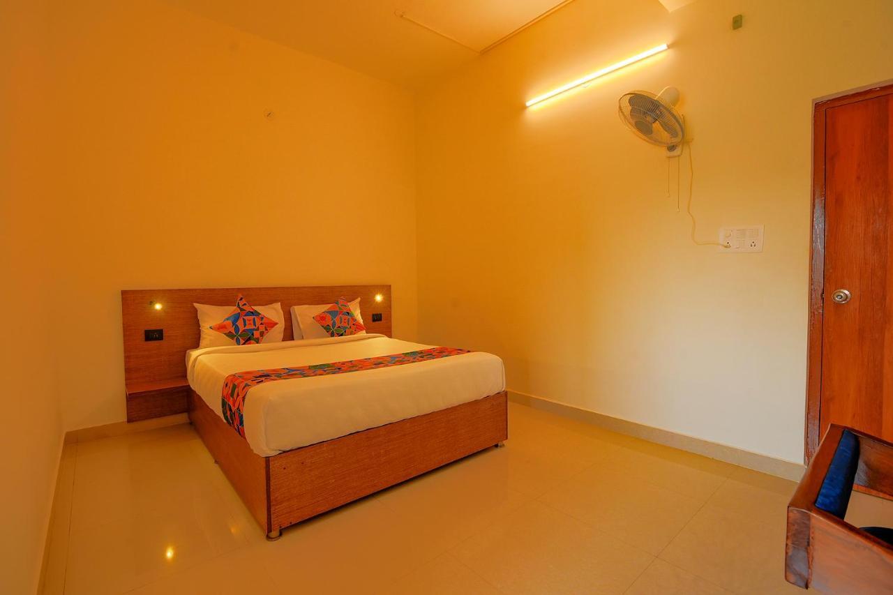Fabhotel Gr Lake View - Btm Layout Bangalore Exterior photo